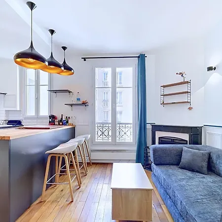 Cosy Flat Near Parc De La *
